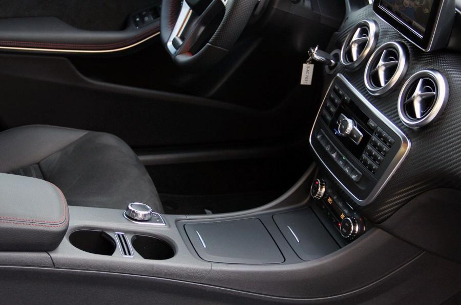  Mercedes-Benz A-Class 2012 года  (фото 17 из 78)